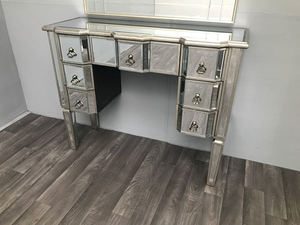 Venetian deals dressing table