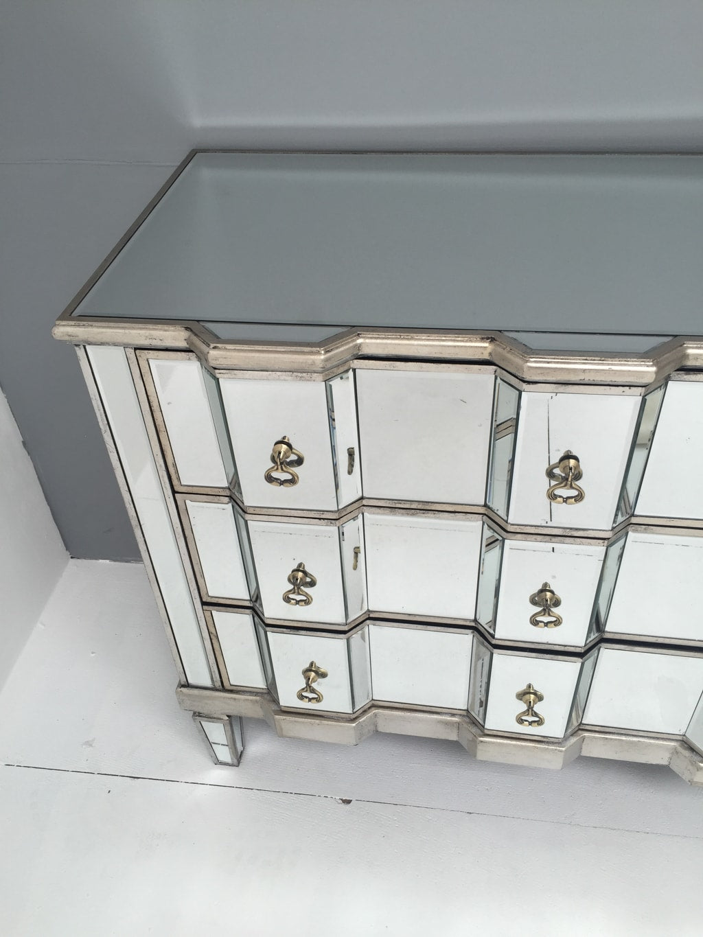 Mirrored Chest of Drawers with three deep draws