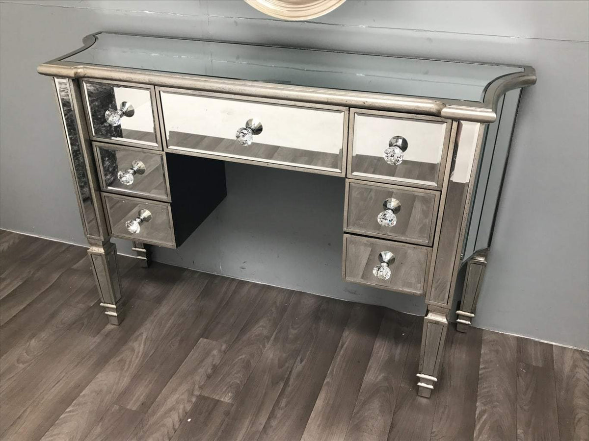 Mirrored vanity with 7 Drawers - Marbella Collection