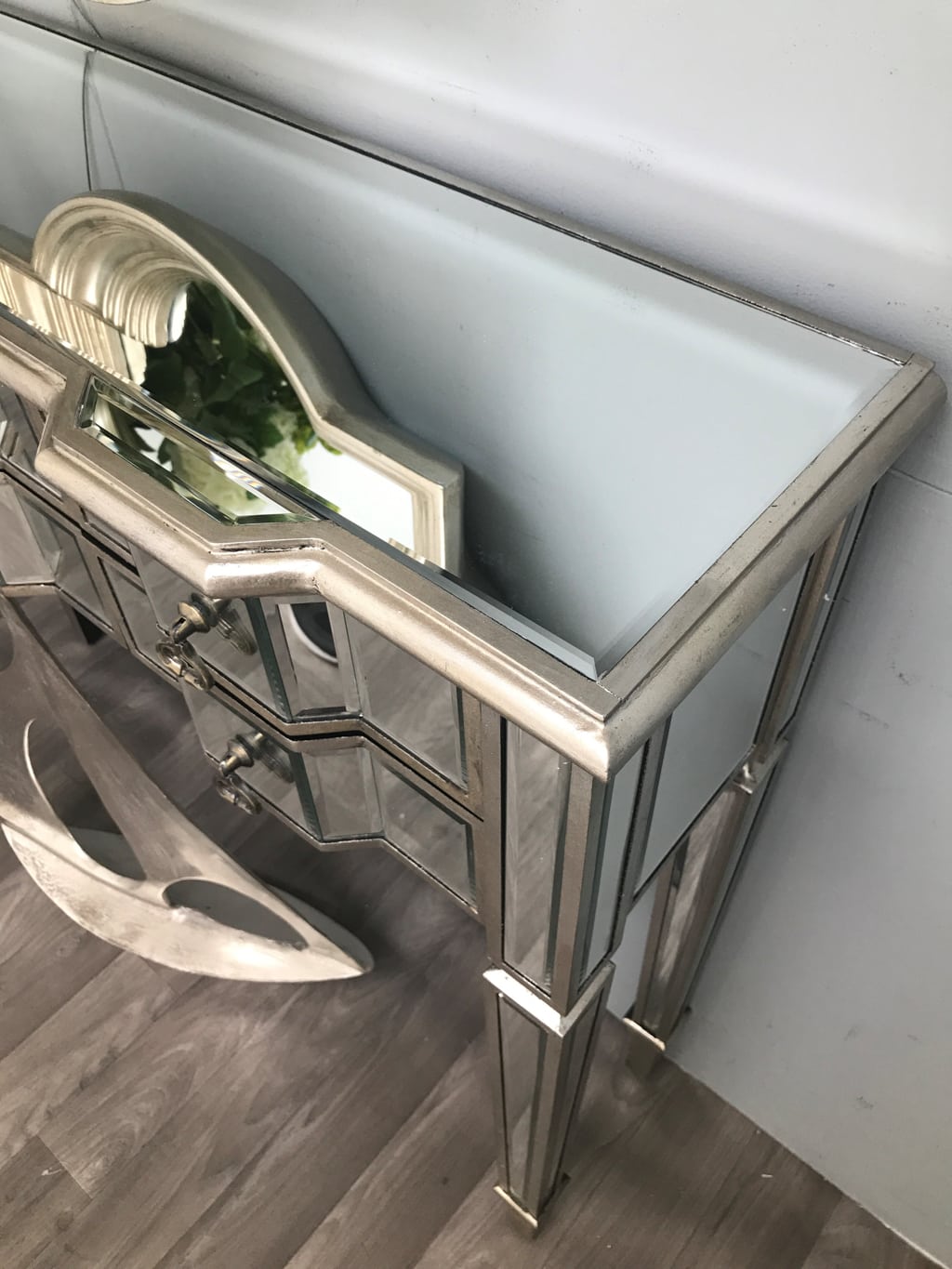 Mirrored Side Table with six Drawers - Charleston Collection