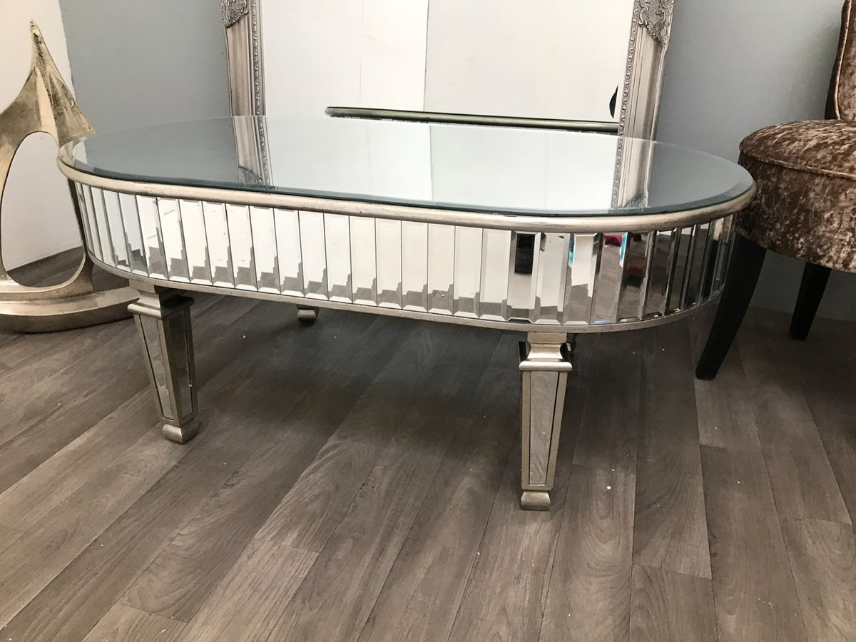 Mirrored Coffee Table » Oval silver finish