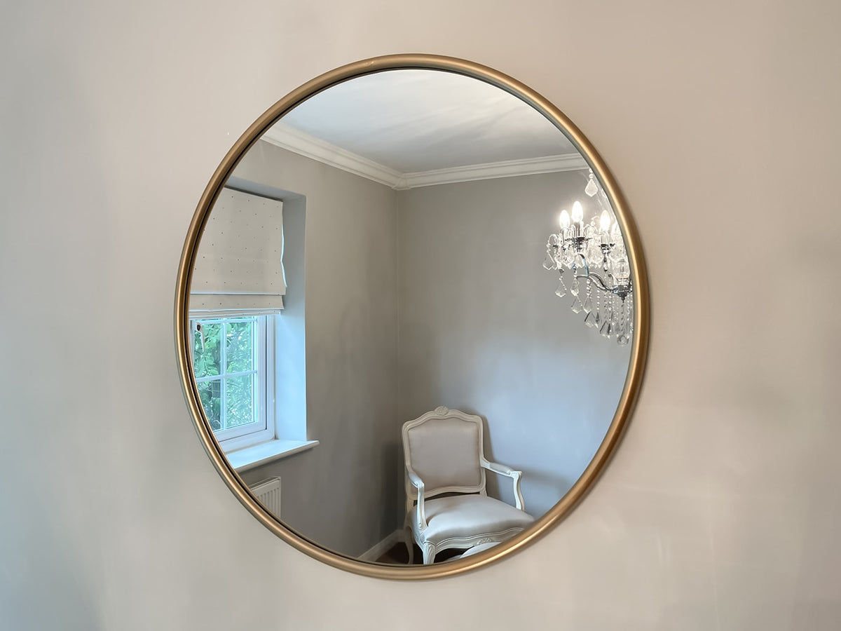 Round Wall Mirror in Golden Frame